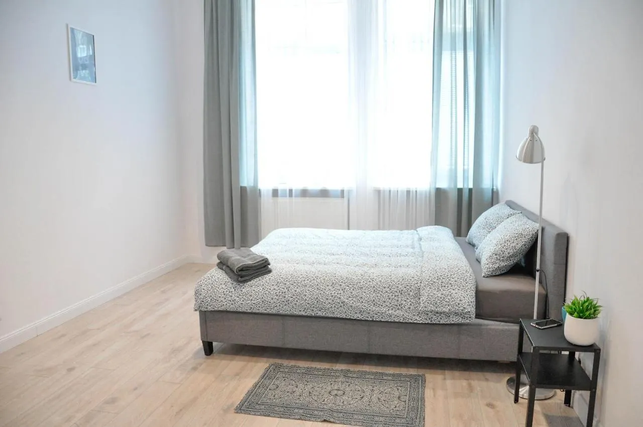 Bed & Breakfast Lwowska Residence Varšava